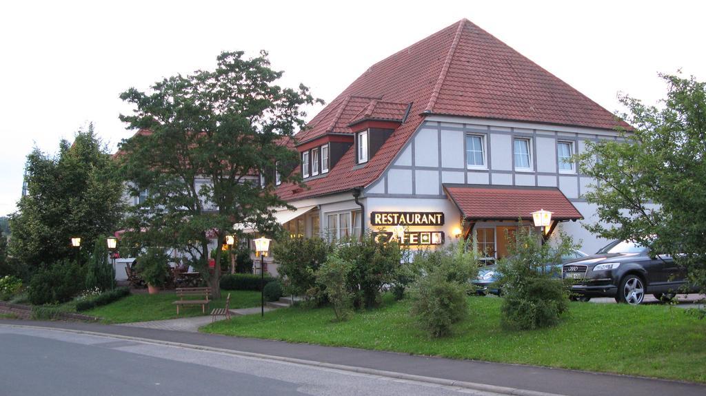 Hotel Rhoener Land Garni - Bed & Breakfast Oberthulba Buitenkant foto